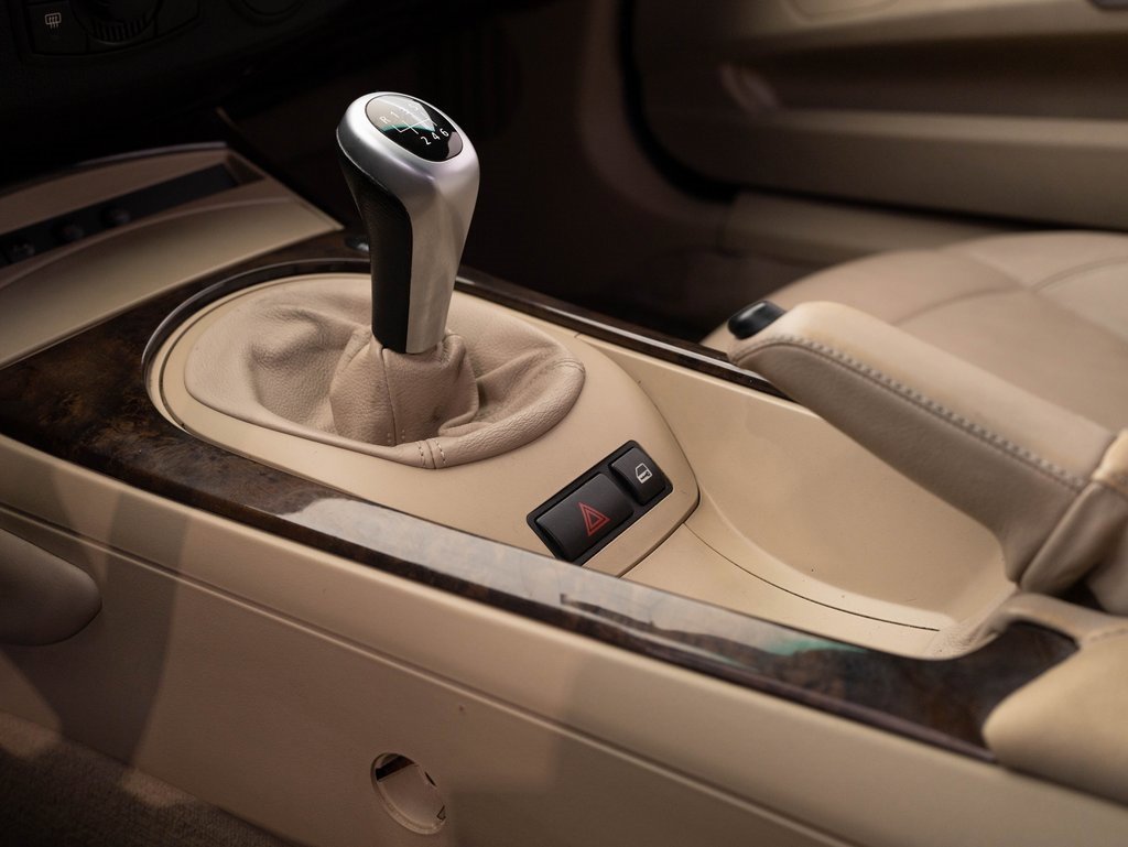 Used 2008 BMW Z4 3.0i image 40