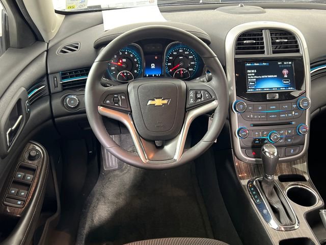Used 2015 Chevrolet Malibu LT image 14