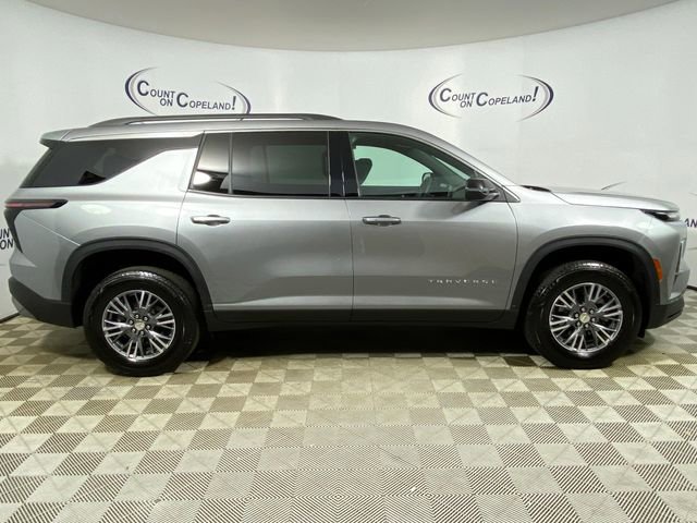 Certified 2025 Chevrolet Traverse LT image 8