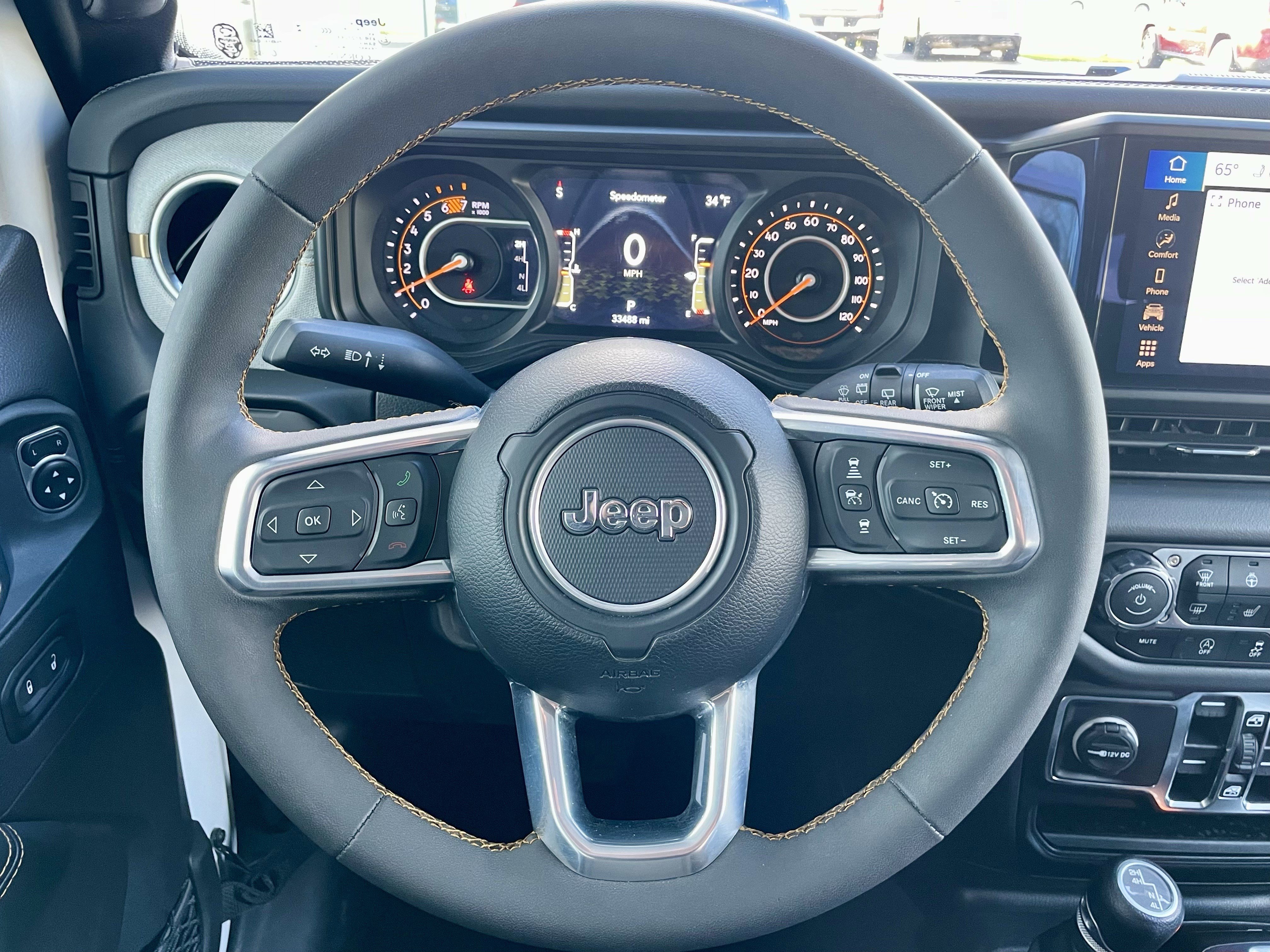 Used 2024 Jeep Wrangler Sahara image 20