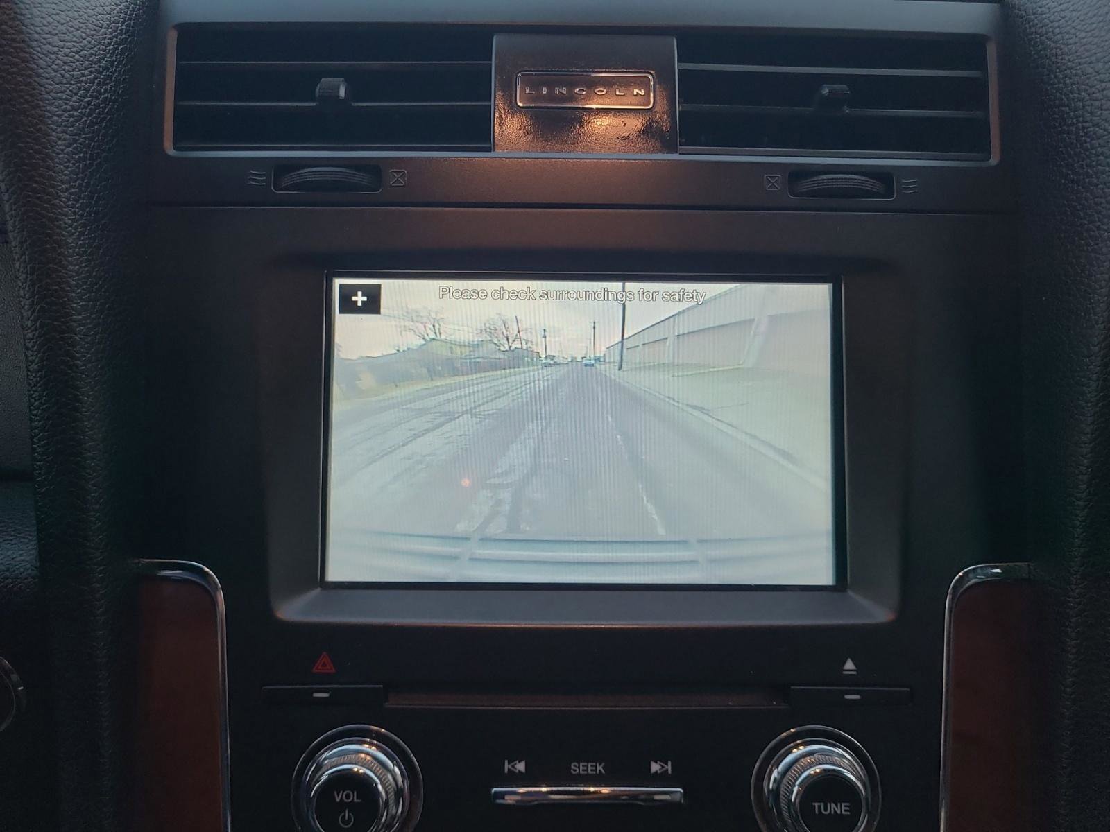 Used 2016 Lincoln Navigator Select image 15