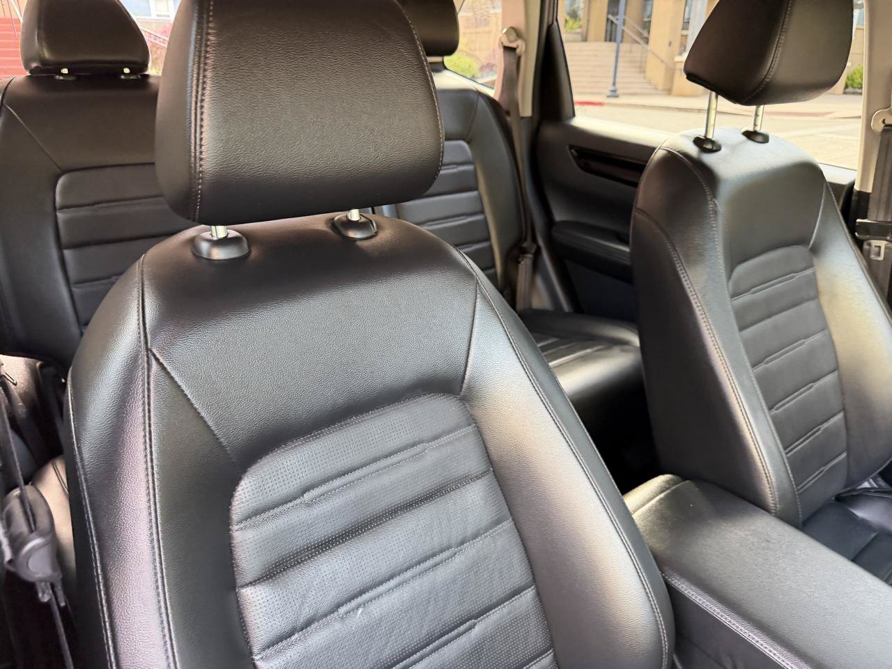 Used 2025 Honda CR-V EX-L image 63