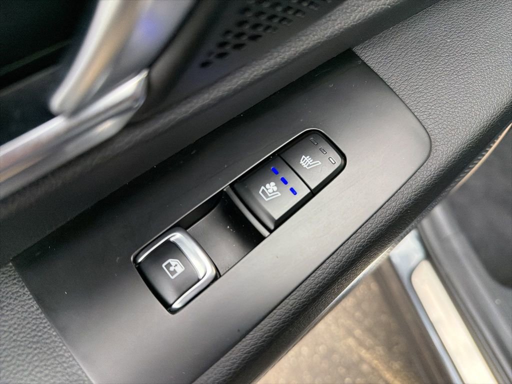 Used 2021 Kia Telluride SX w/ SX Prestige Package image 28