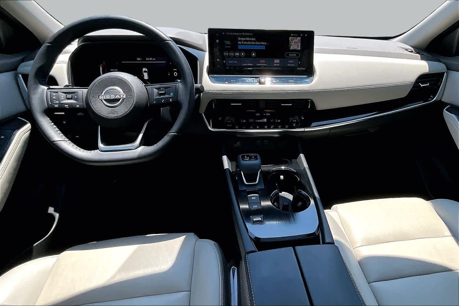 Used 2024 Nissan Rogue SL w/ SL Premium Package FWD image 16