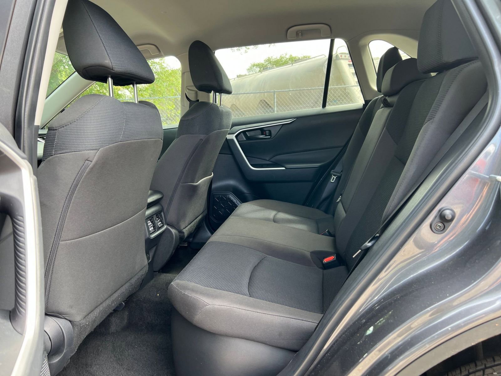 Used 2025 Toyota RAV4 LE AWD/4WD image 21