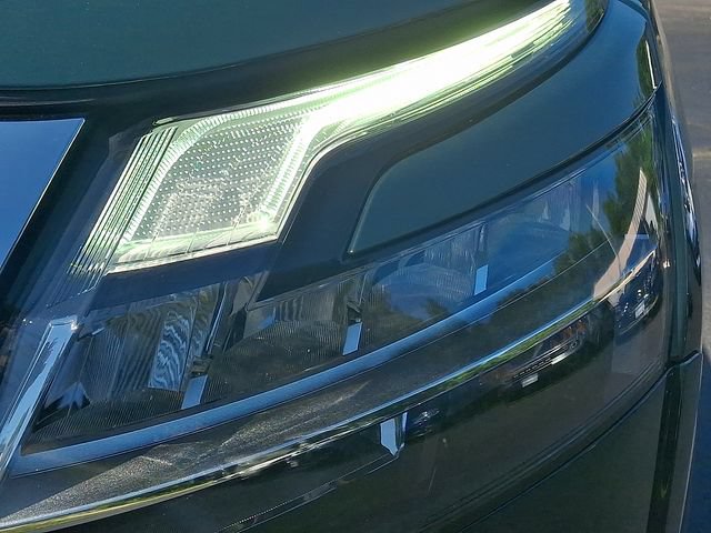 Used 2024 Nissan Pathfinder SL w/ SL Premium Package AWD/4WD image 9