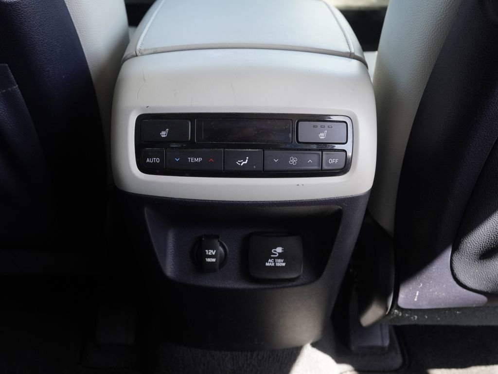 Used 2022 Hyundai Palisade SEL w/ 8P Bench Seat Package FWD image 35