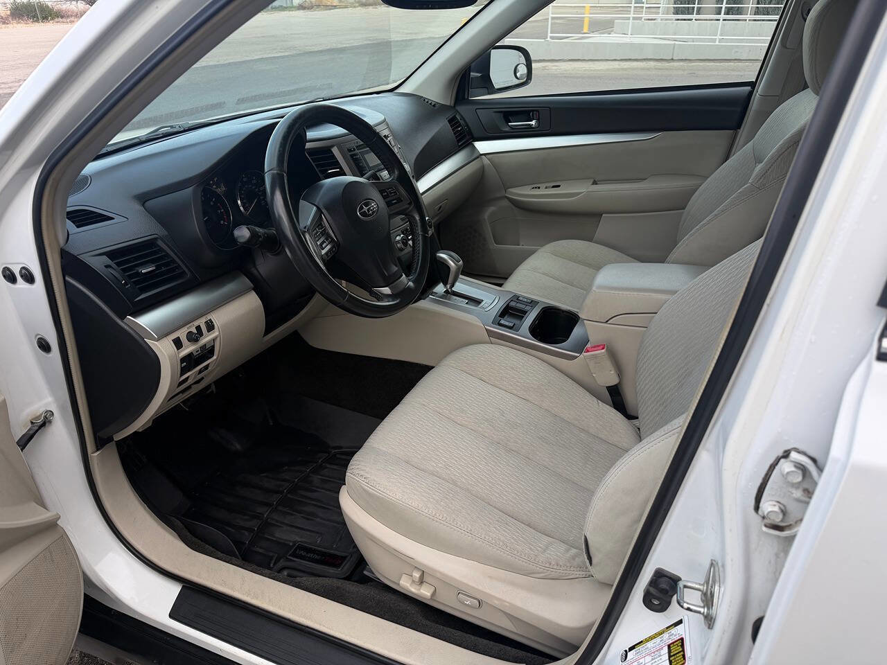 Used 2012 Subaru Outback 2.5i Premium image 16