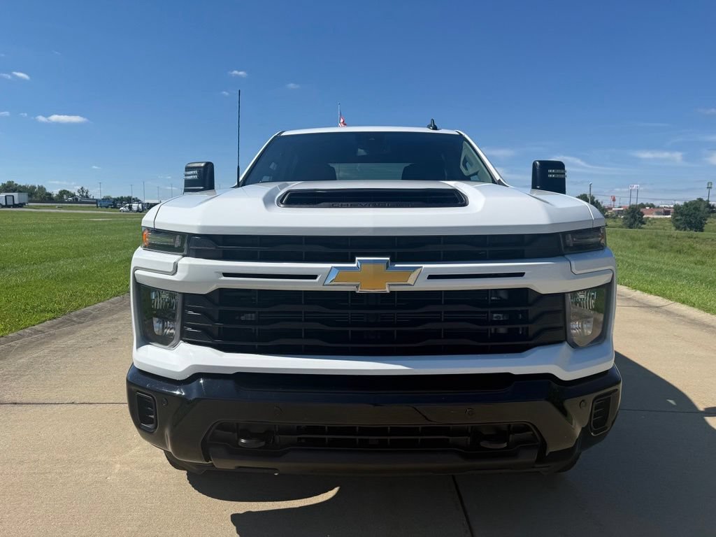Used 2025 Chevrolet Silverado 2500 Custom w/ Custom Value Package RWD image 12