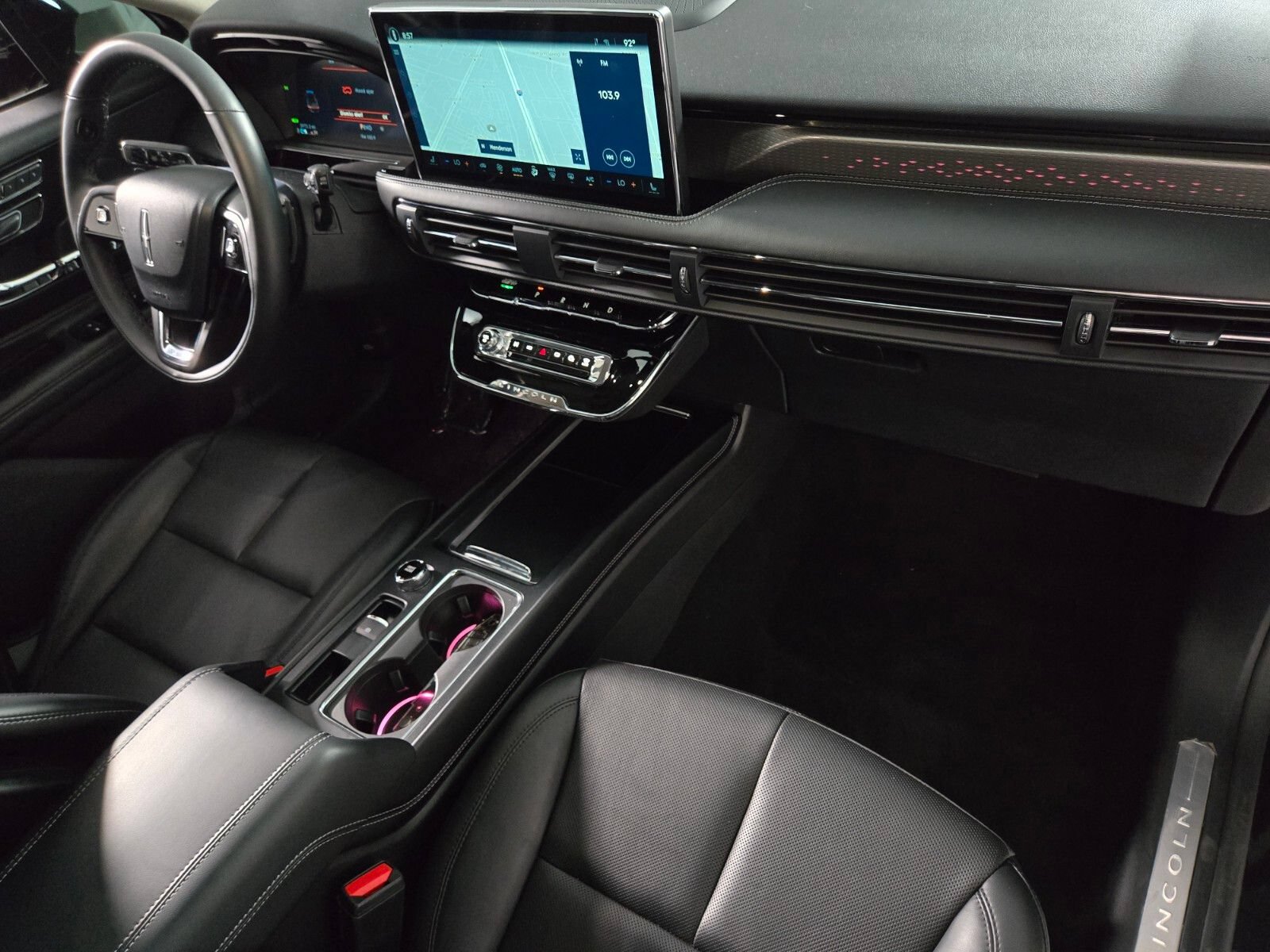 New 2025 Lincoln Corsair Grand Touring w/ Rear Removable Package Tray AWD/4WD image 21