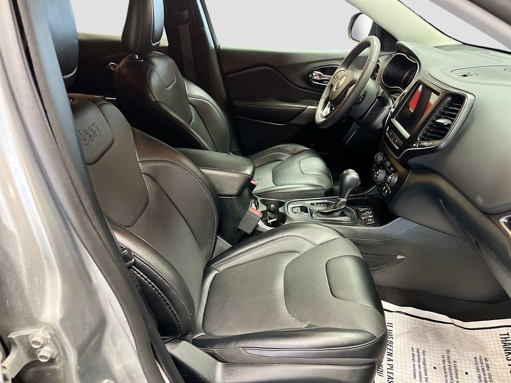 Used 2022 Jeep Cherokee Latitude Lux FWD image 26