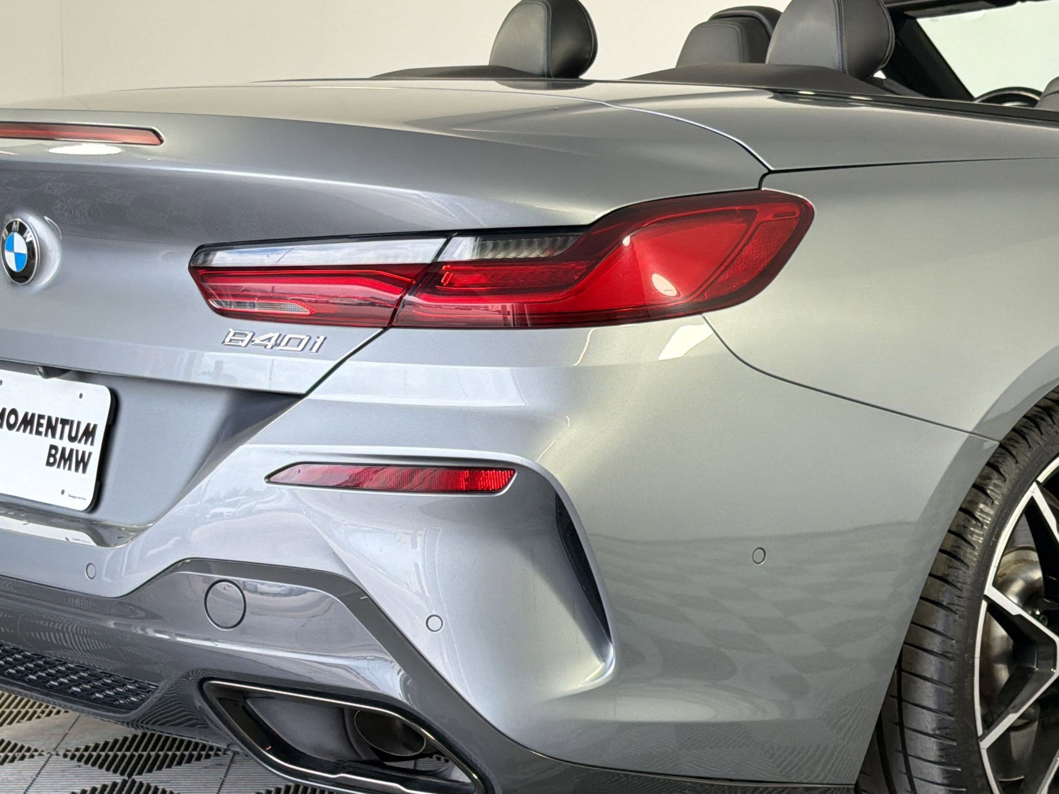 Used 2023 BMW 840i Convertible w/ Comfort Seating Package image 12