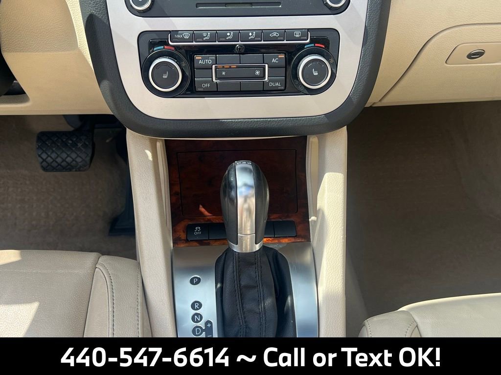 Used 2012 Volkswagen Eos Executive image 34