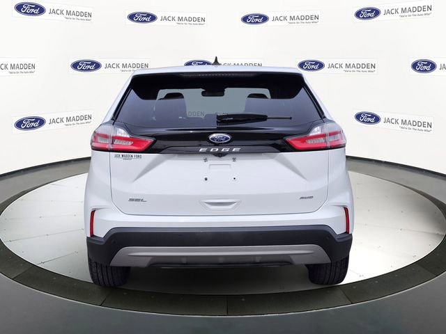 Used 2022 Ford Edge SEL w/ Convenience Package image 4