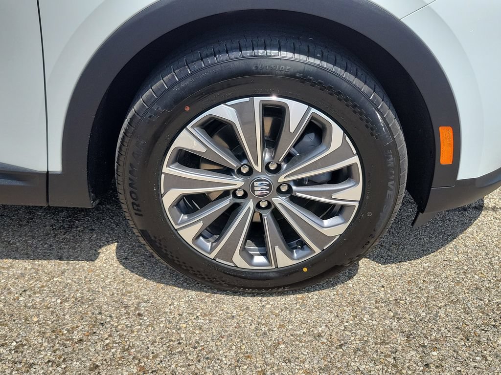 Used 2024 Buick Envision Preferred AWD/4WD image 5