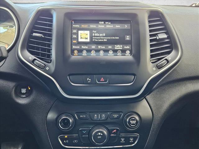 Used 2019 Jeep Cherokee Latitude Plus image 13