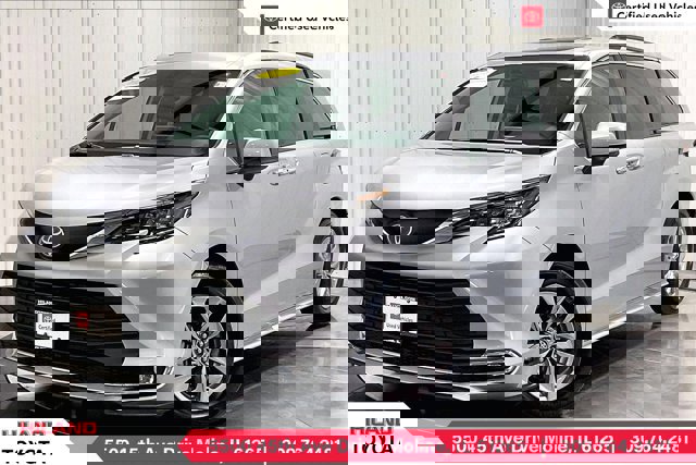 Certified 2024 Toyota Sienna XLE image 1