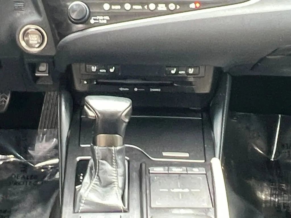 Used 2020 Lexus ES 350 w/ Premium Package image 11