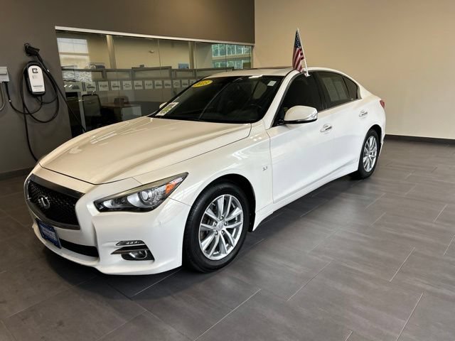 Used 2015 INFINITI Q50 Premium w/ Navigation Package AWD/4WD image 34