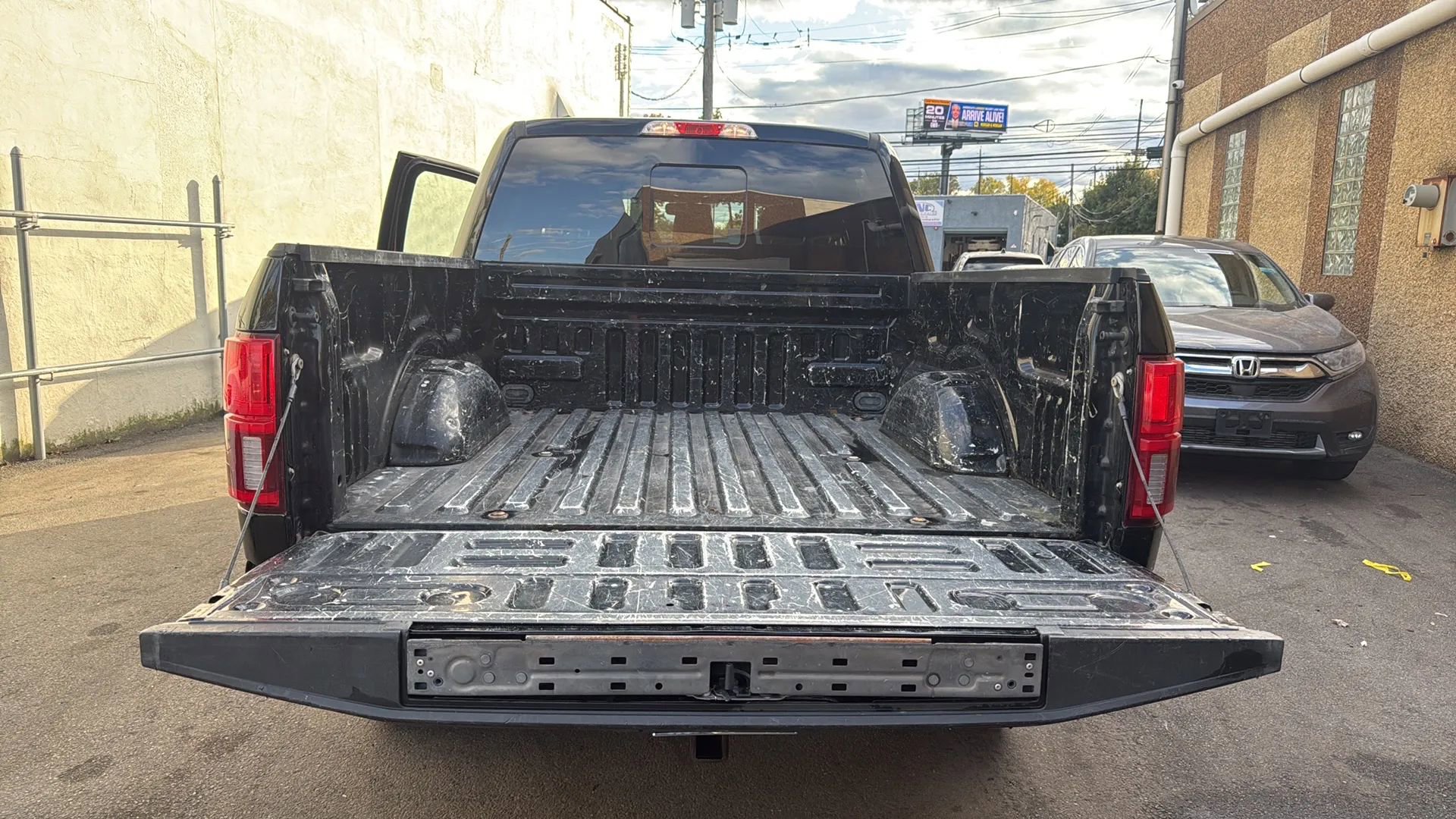 Used 2018 Ford F150 XLT w/ Equipment Group 302A Luxury image 24