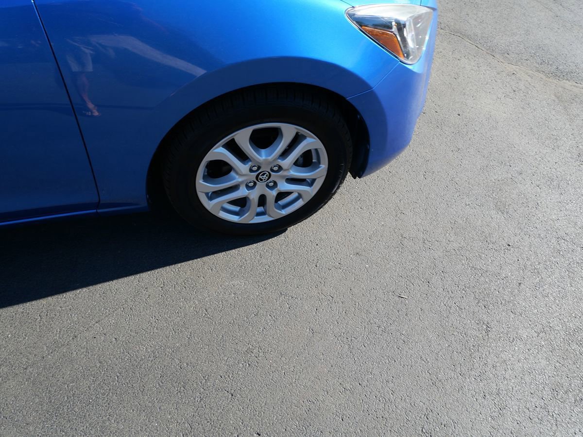Used 2017 Toyota Yaris iA FWD image 31