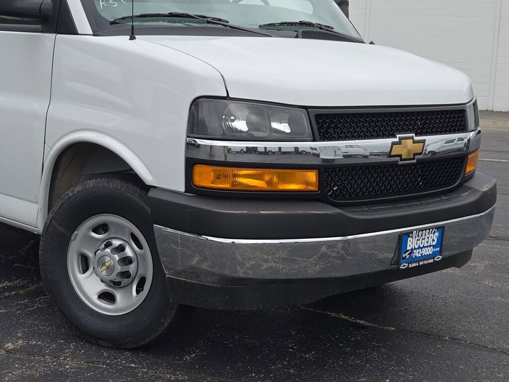New 2025 Chevrolet Express 2500 w/ Driver Convenience Package image 2