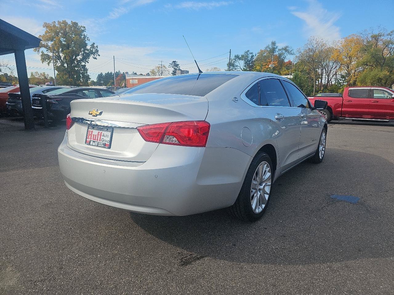 Used 2018 Chevrolet Impala LS FWD image 3