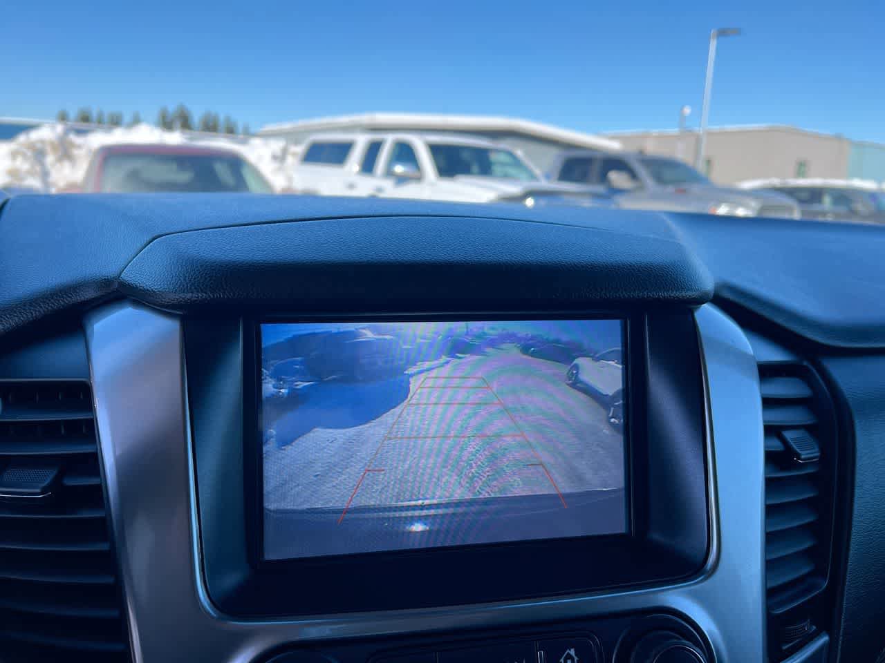 Used 2020 Chevrolet Tahoe Premier AWD/4WD image 17