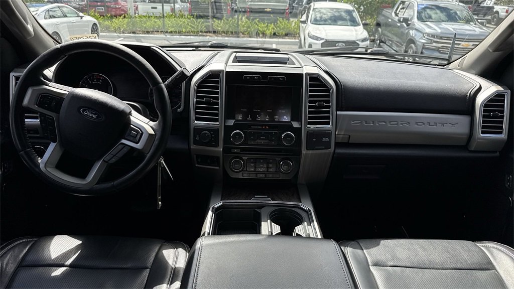 Used 2017 Ford F350 Lariat w/ Chrome Package image 15