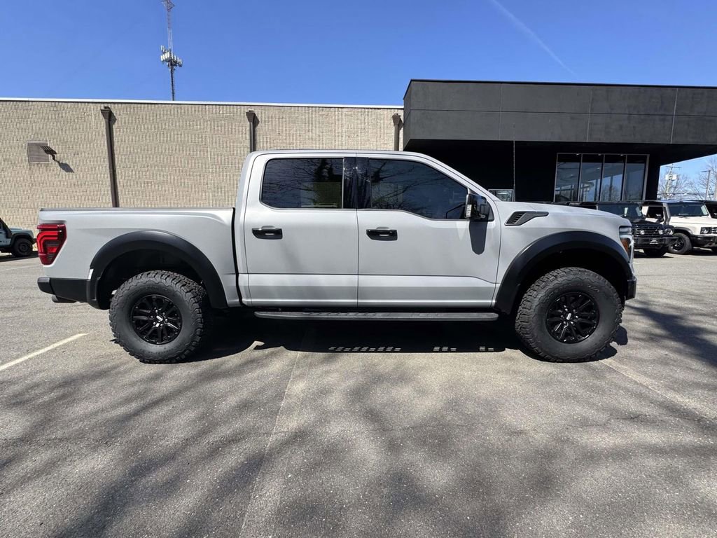 Used 2025 Ford F150 Raptor AWD/4WD image 6