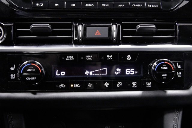 Used 2023 Nissan Pathfinder Platinum image 32