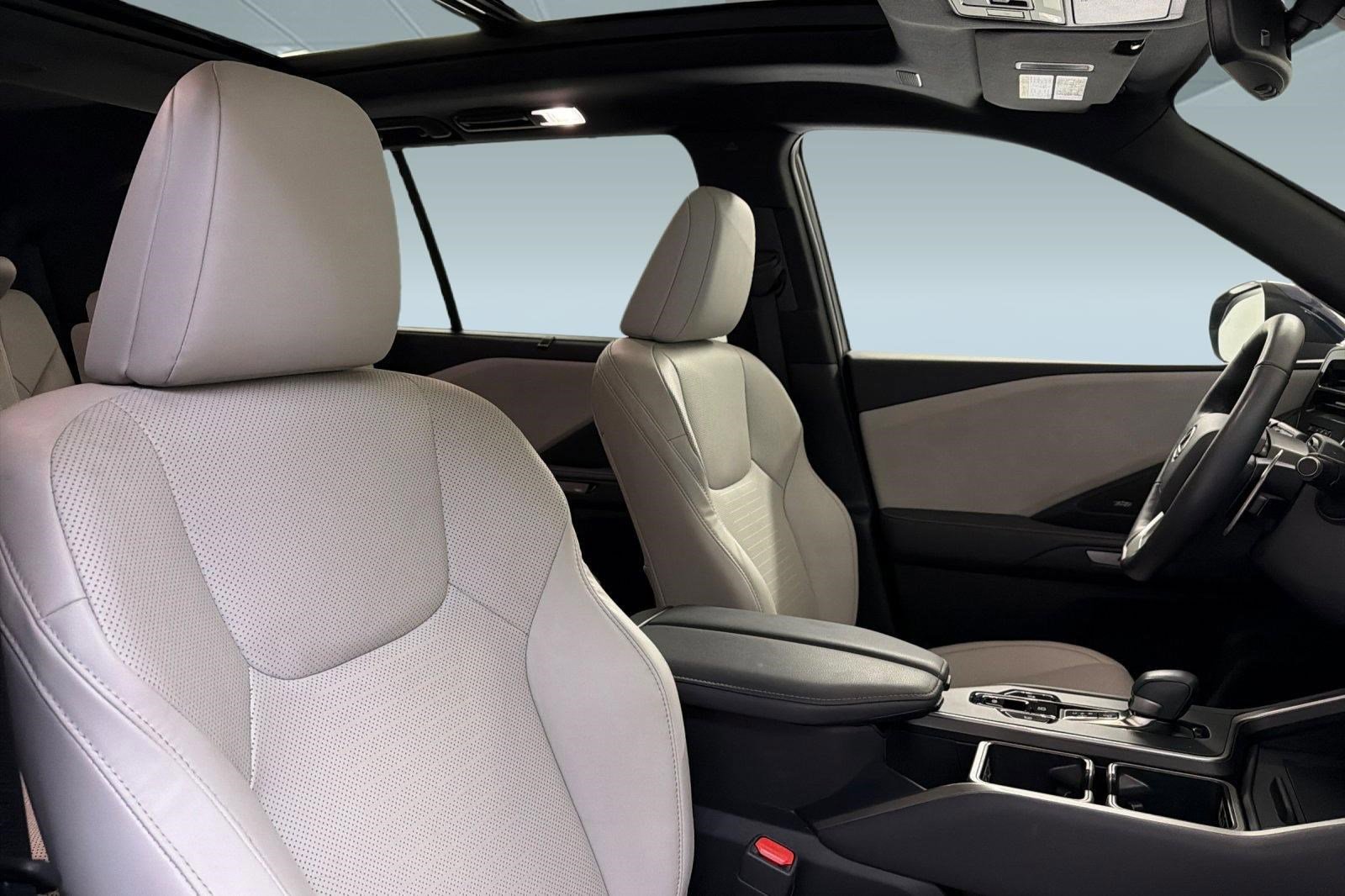 Used 2024 Lexus TX 350 FWD w/ Captains Chair Package image 30