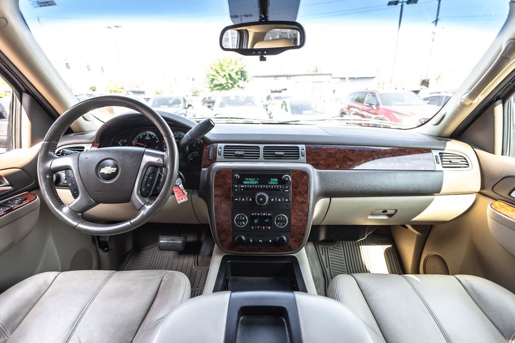 Used 2010 Chevrolet Tahoe LT AWD/4WD image 19