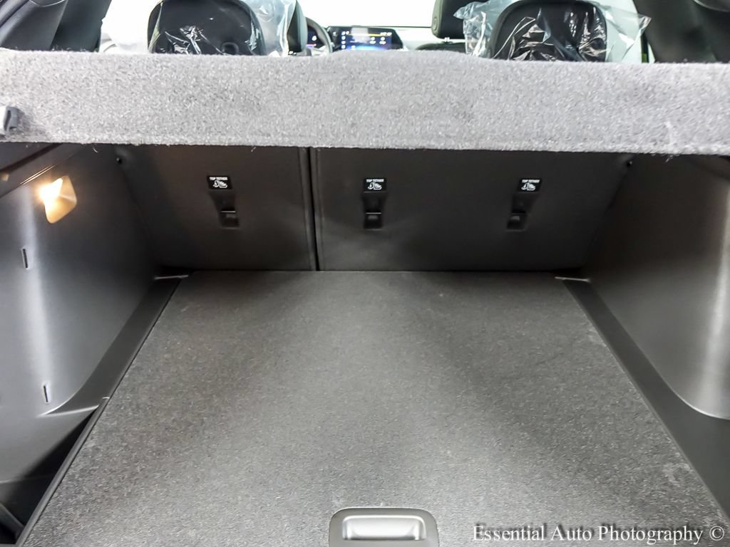 New 2026 Chevrolet Trax RS w/ Sunroof Package FWD image 18