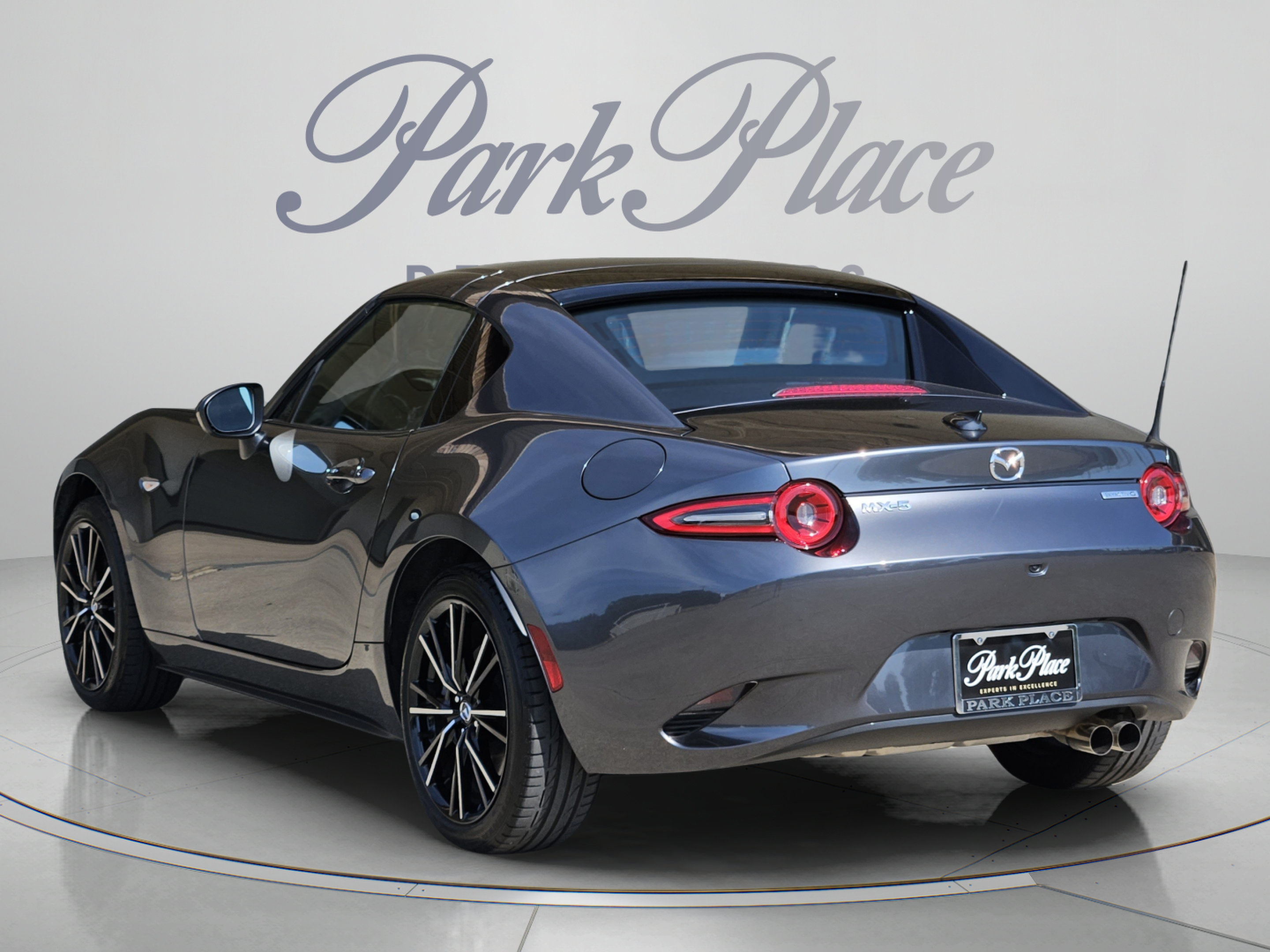 Used 2024 MAZDA MX-5 Miata RF Grand Touring RWD image 3