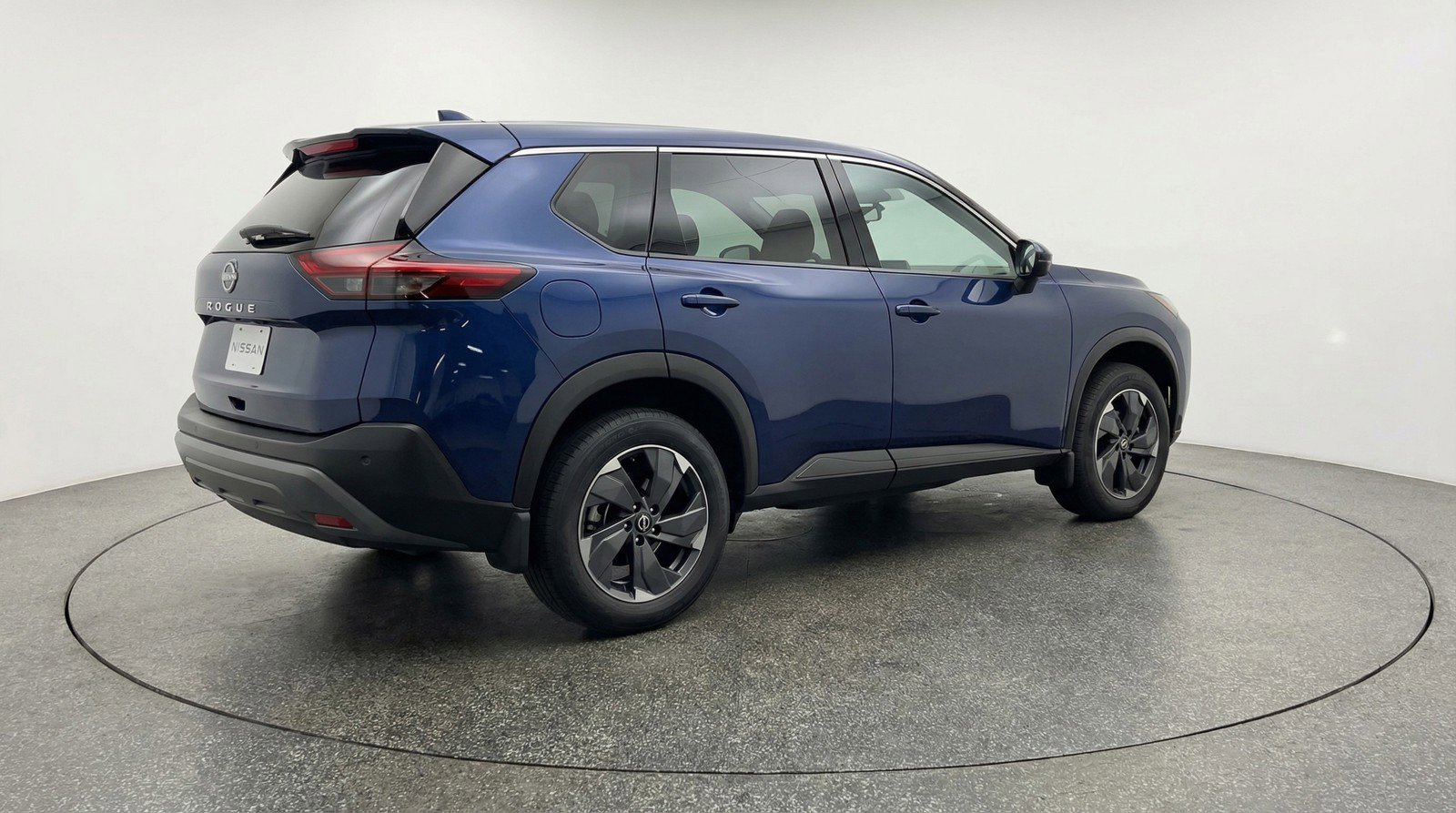 Used 2025 Nissan Rogue SV FWD image 9