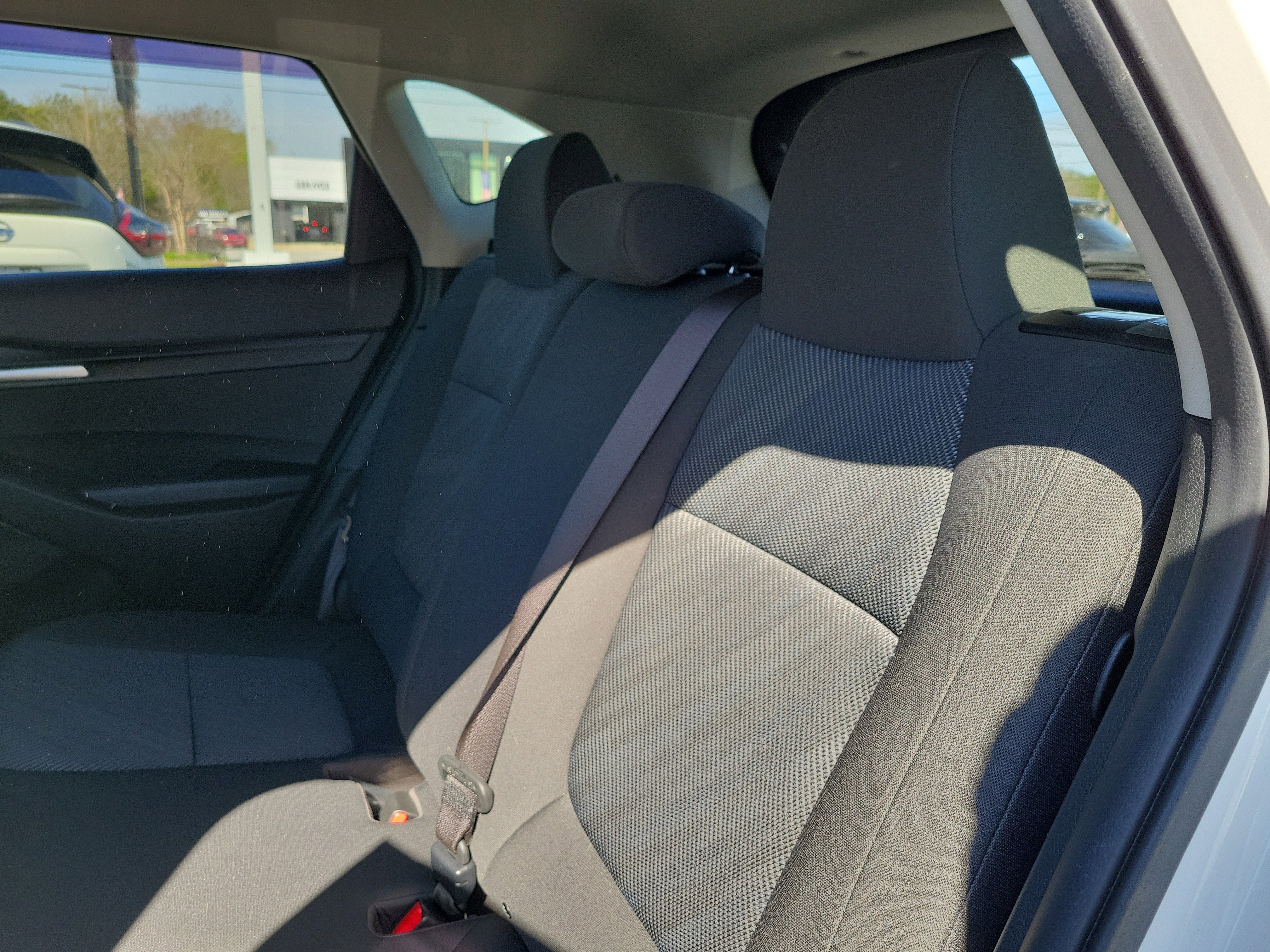 Used 2023 Kia Seltos LX image 10