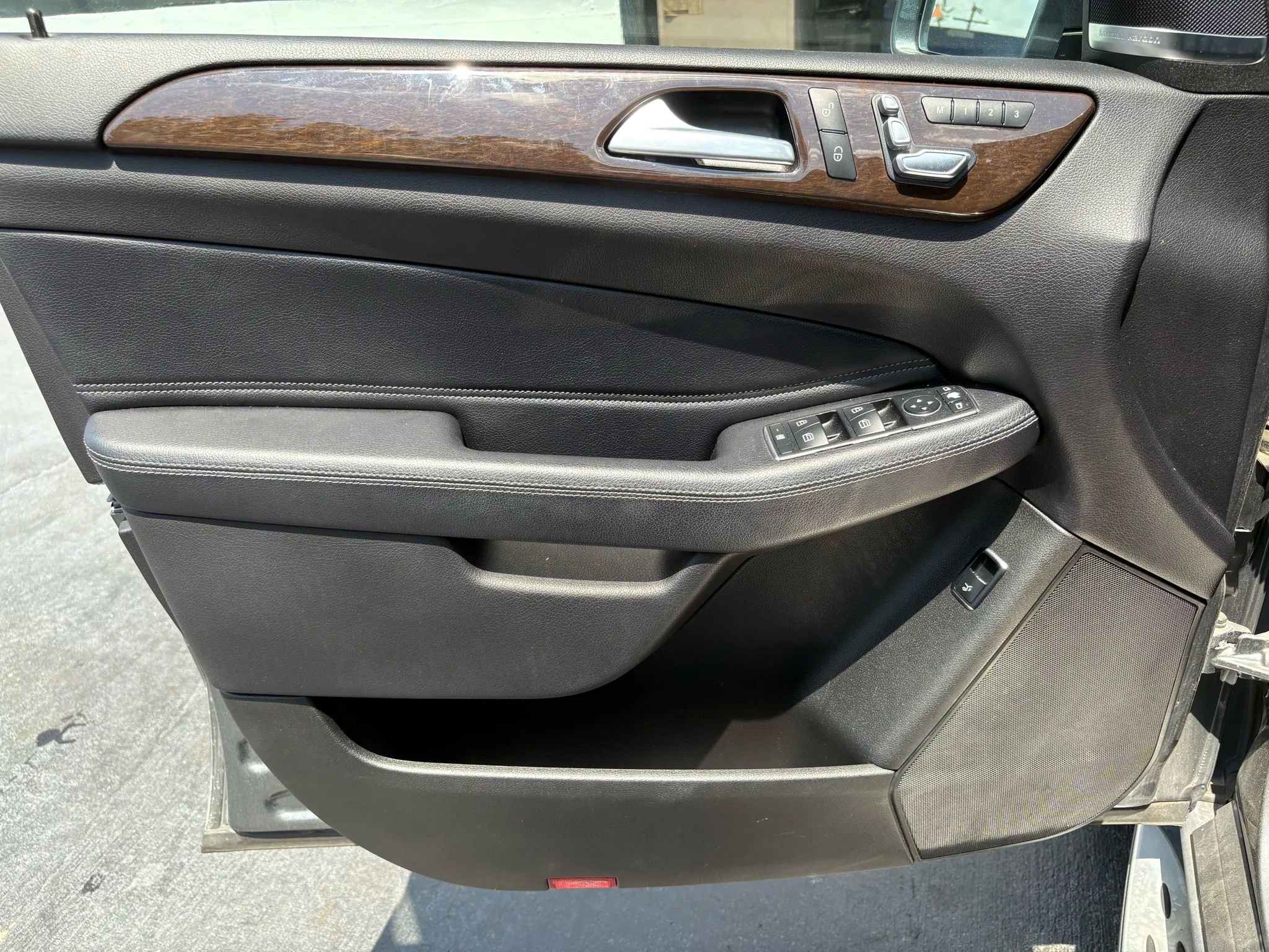 Used 2018 Mercedes-Benz GLE 350 4MATIC w/ Premium 1 Package image 10