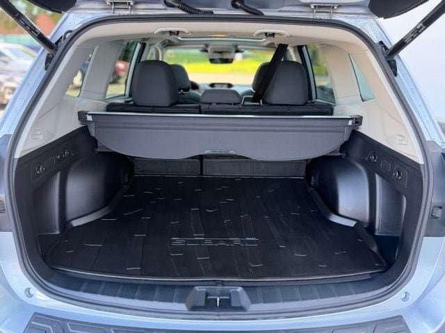 Used 2023 Subaru Forester Premium AWD/4WD image 25