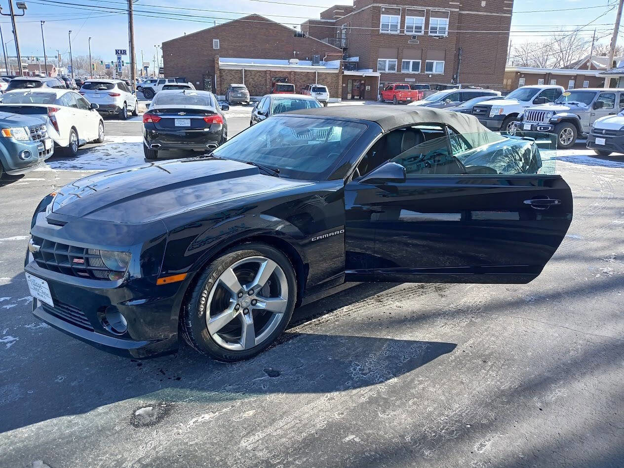 Used 2013 Chevrolet Camaro SS w/ RS Package image 4