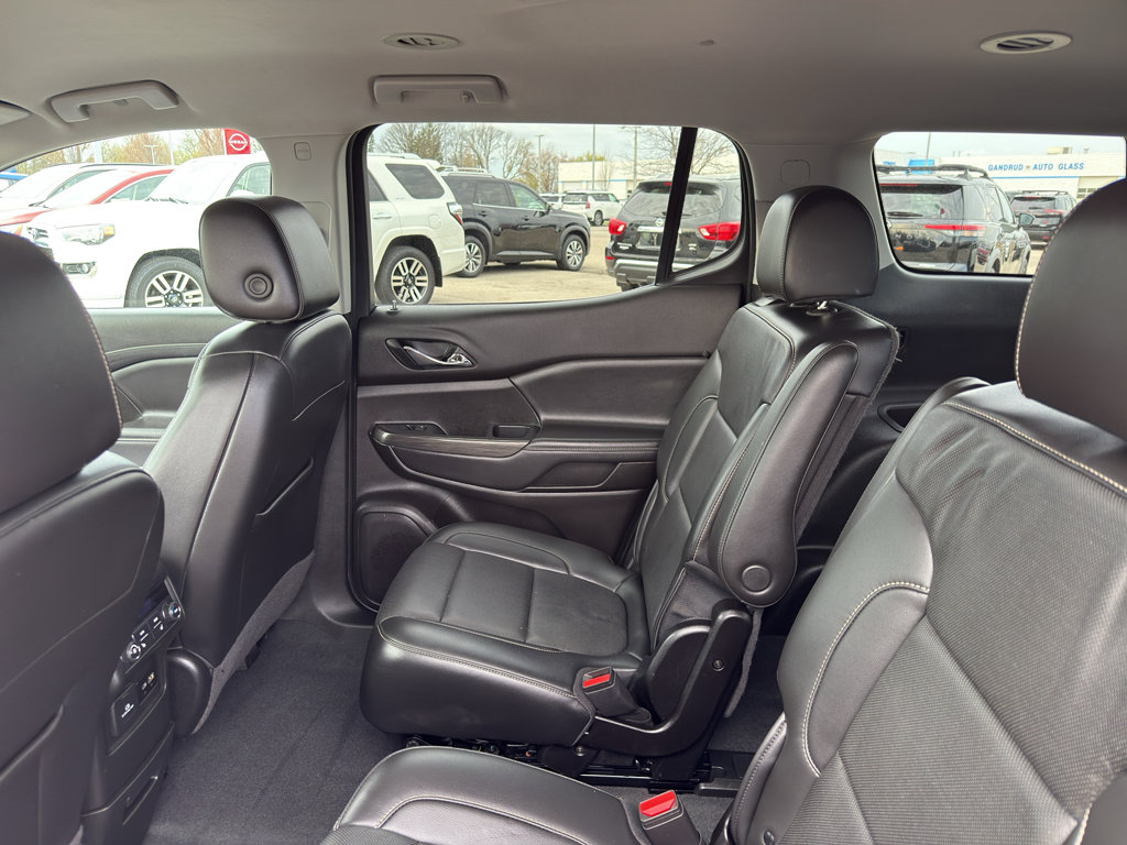 Used 2023 GMC Acadia SLT w/ Preferred Package AWD/4WD image 32