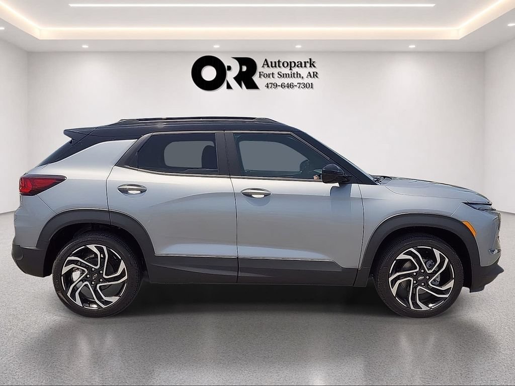 New 2026 Chevrolet TrailBlazer RS w/ Convenience Package FWD image 6