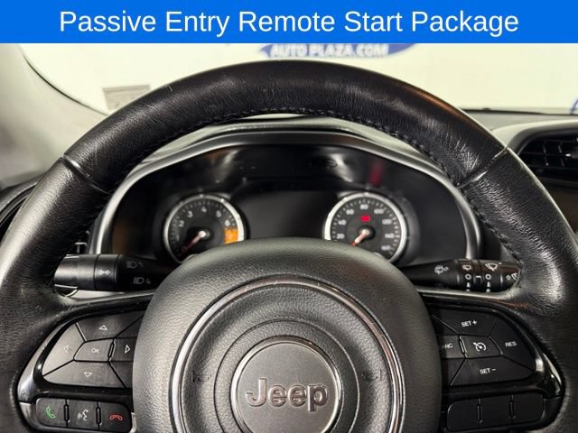 Used 2017 Jeep Renegade Altitude AWD/4WD image 11