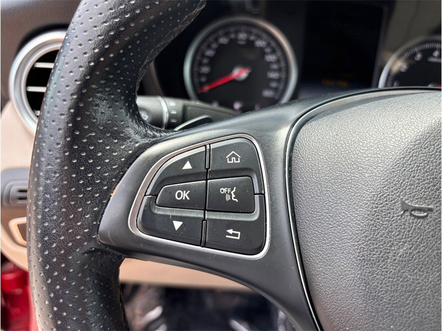 Used 2019 Mercedes-Benz GLC 300 4MATIC Coupe w/ Parking Assist Package image 27