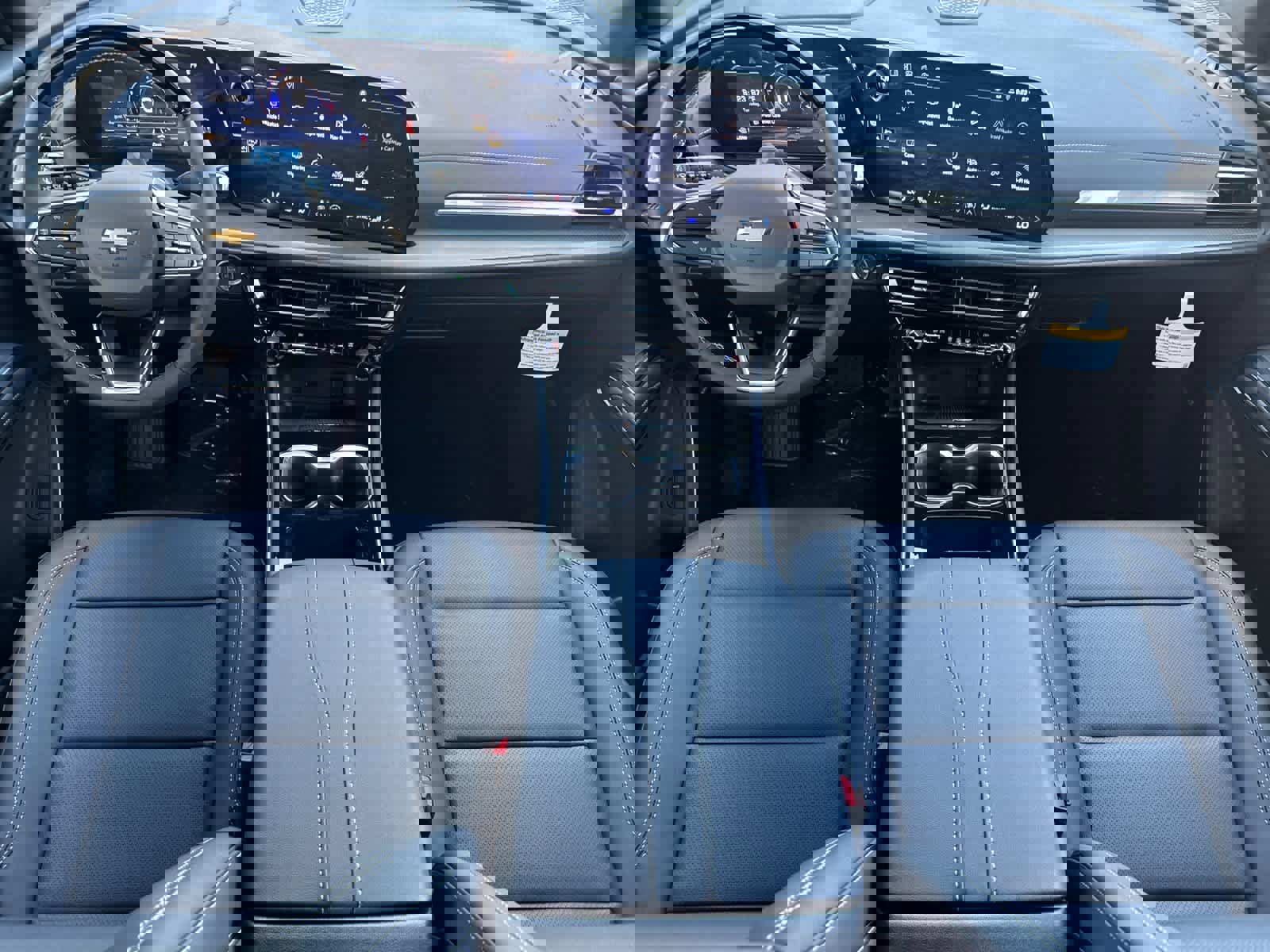 New 2026 Chevrolet Traverse LT w/ Enhanced Driving Package image 12