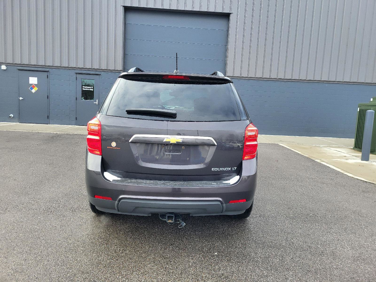 Used 2016 Chevrolet Equinox LT w/ Convenience Package image 4