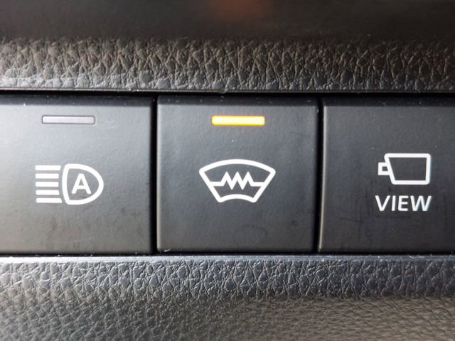 Used 2024 Toyota RAV4 XSE w/ Advanced Technology Package image 25