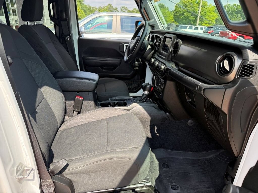 Used 2022 Jeep Gladiator Sport AWD/4WD image 22