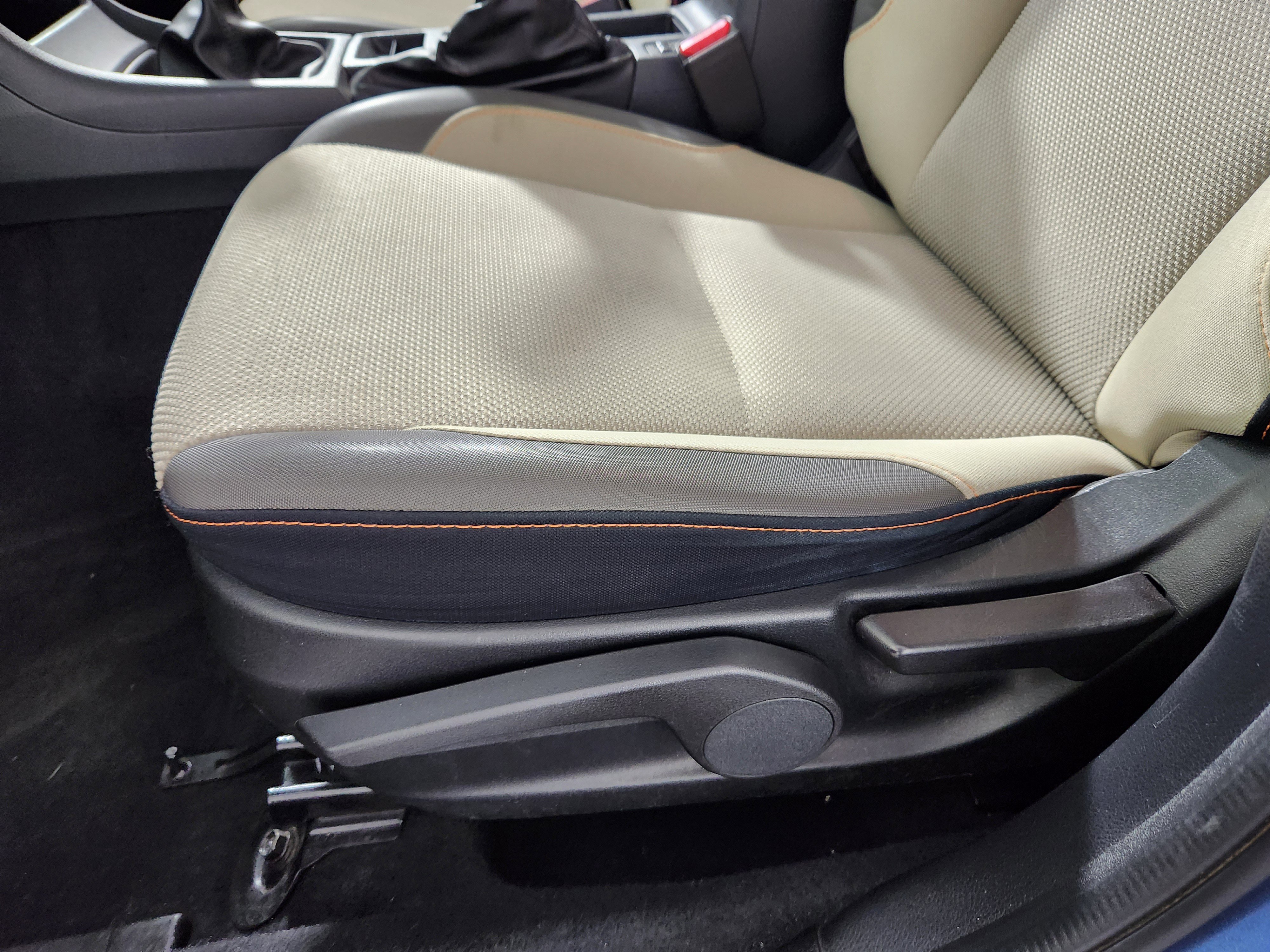 Used 2017 Subaru Crosstrek 2.0i Premium image 13