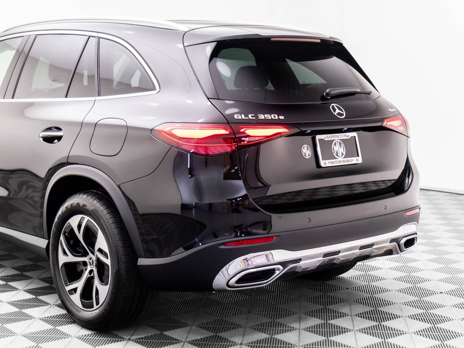 New 2025 Mercedes-Benz GLC 350e 4MATIC image 31